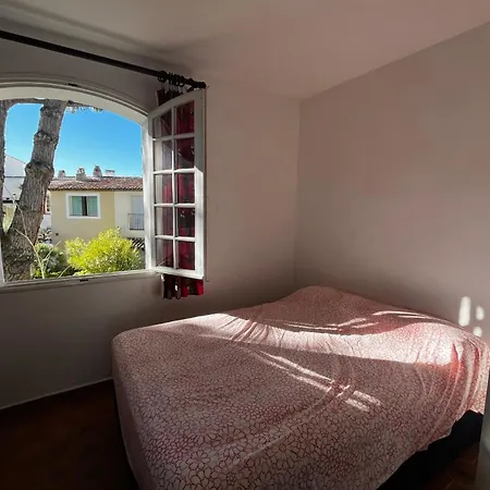 Fisherman House - 16m-mooring And A Wonderful Panoramic * Grimaud